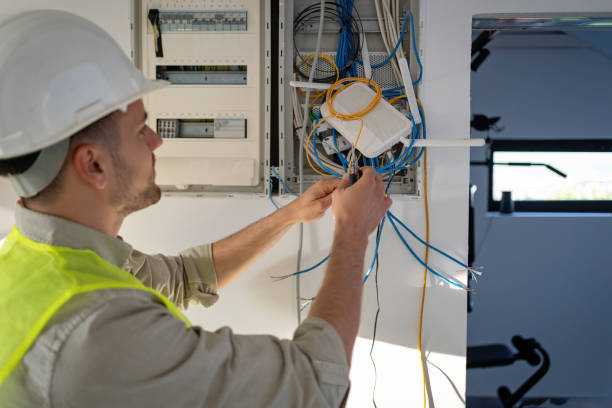 Best Local Electrician Companies  in Balcones Heights, TX